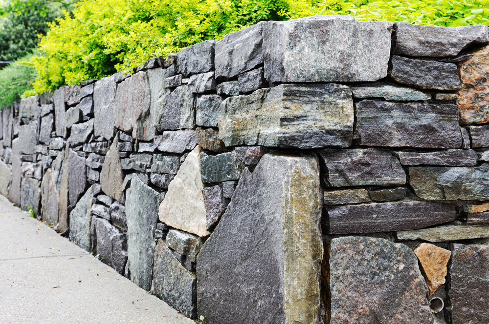 Retaining,Wall,Detail.,Closeup,Of,Dry,Stone,Wall,Built,With